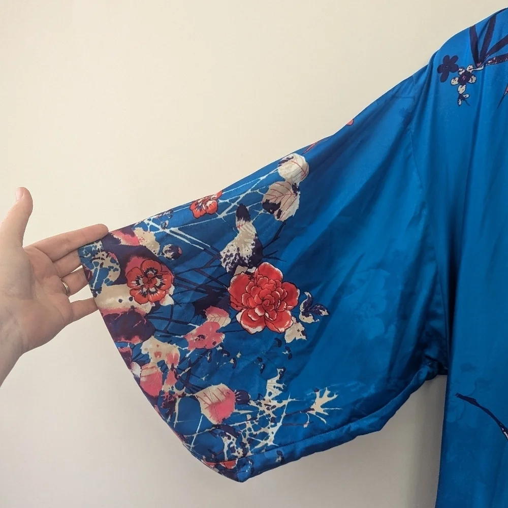 Natori Nadja Satin Floral Kimono Long Robe - Picture 4 of 12